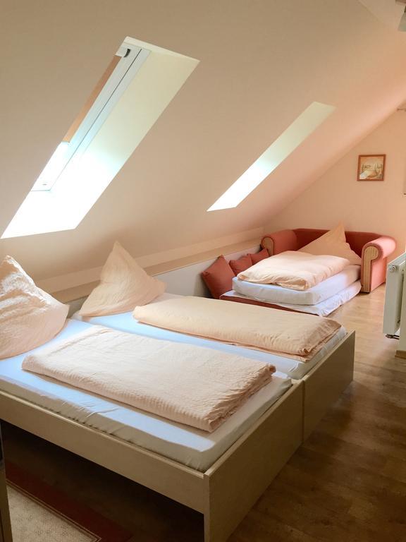 Landgasthof Feihl Oberwiesenacker Room photo